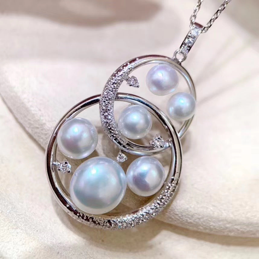 Diamond and South Sea pearl Pendant