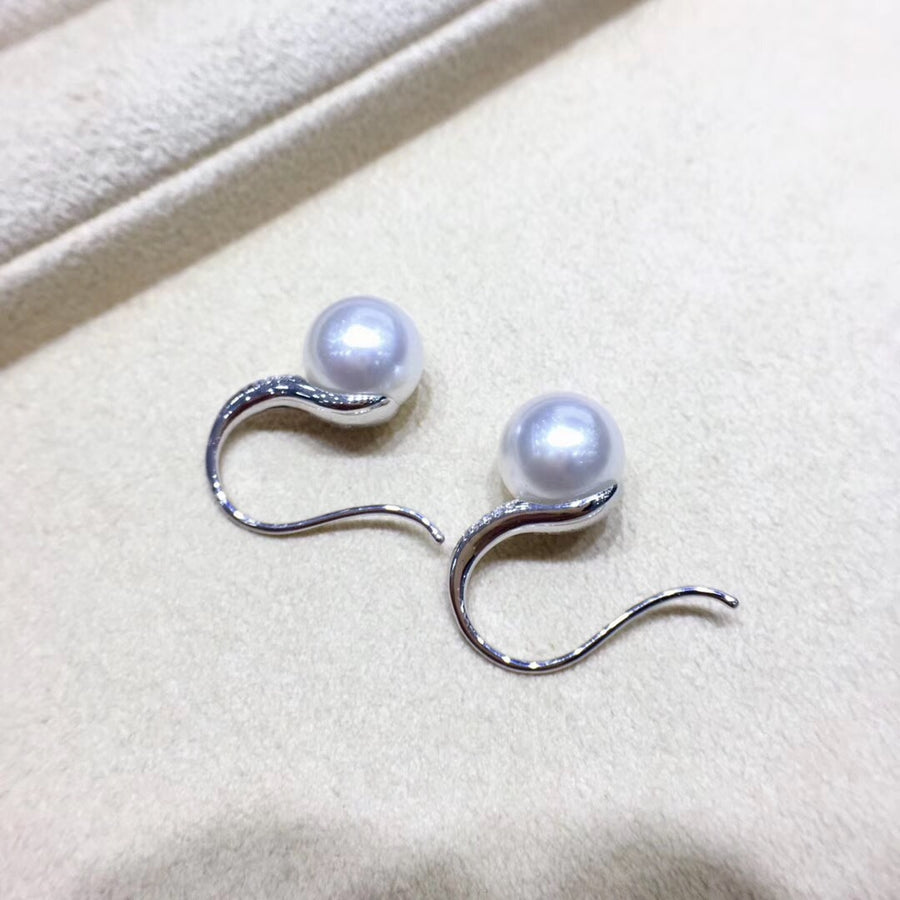 HEELS Diamond Akoya Pearl Earrings