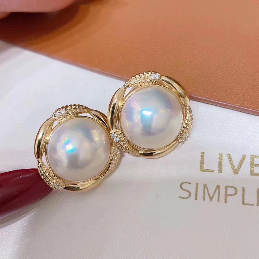 MABE pearl ear studs