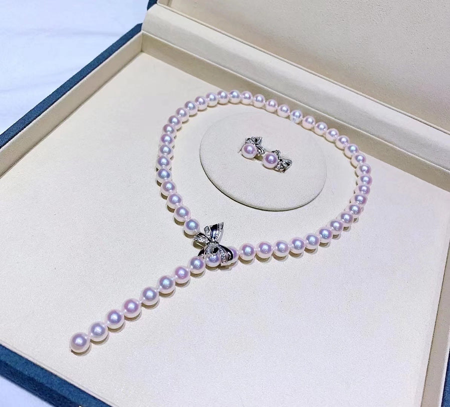 Ten-Nyo | Diamond & Akoya pearl Necklace & Ear Studs Set