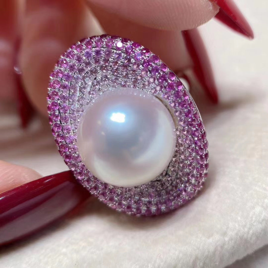 Pink sapphires and South Sea pearl Ring