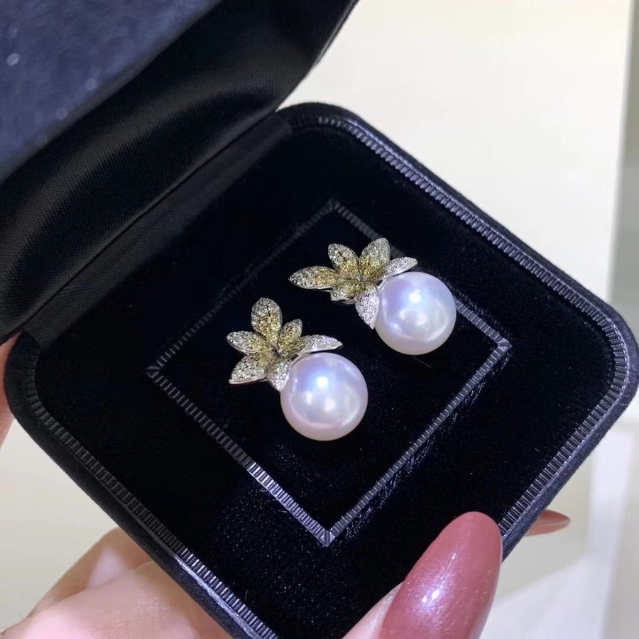 Diamond & South Sea pearl Earrings