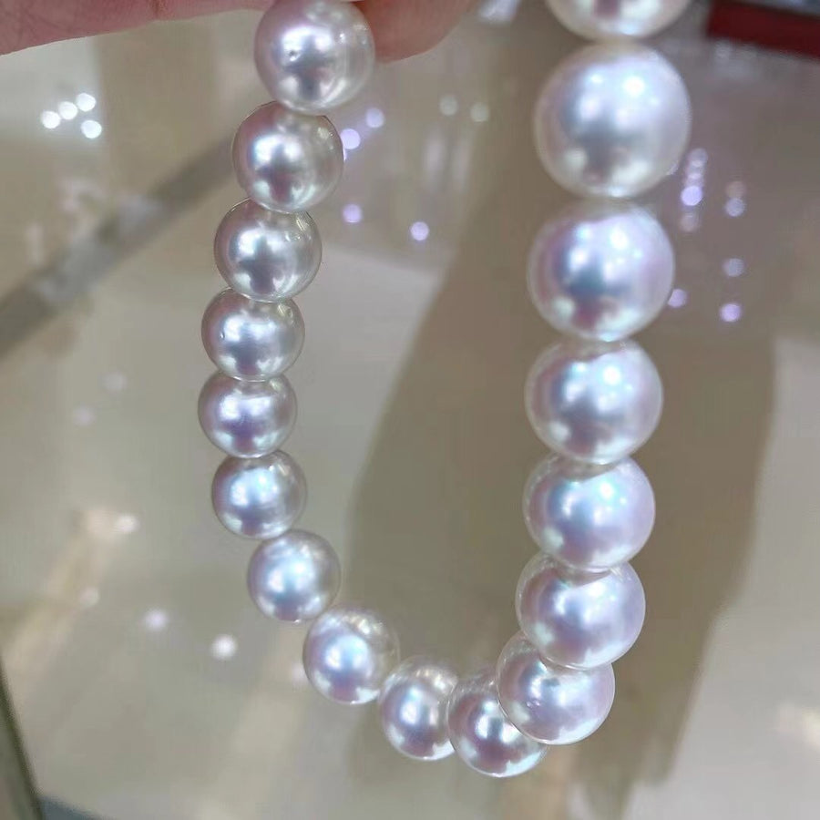 Phoenix | 12-15.4mm South Sea pearl Necklace