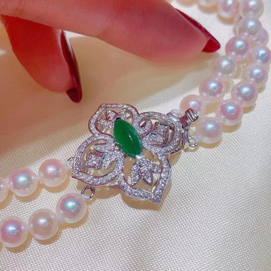 Emerald & Akoya pearl Necklace