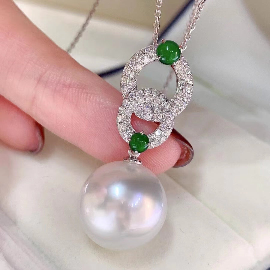 Diamond & South Sea pearl Pendant & Earrings