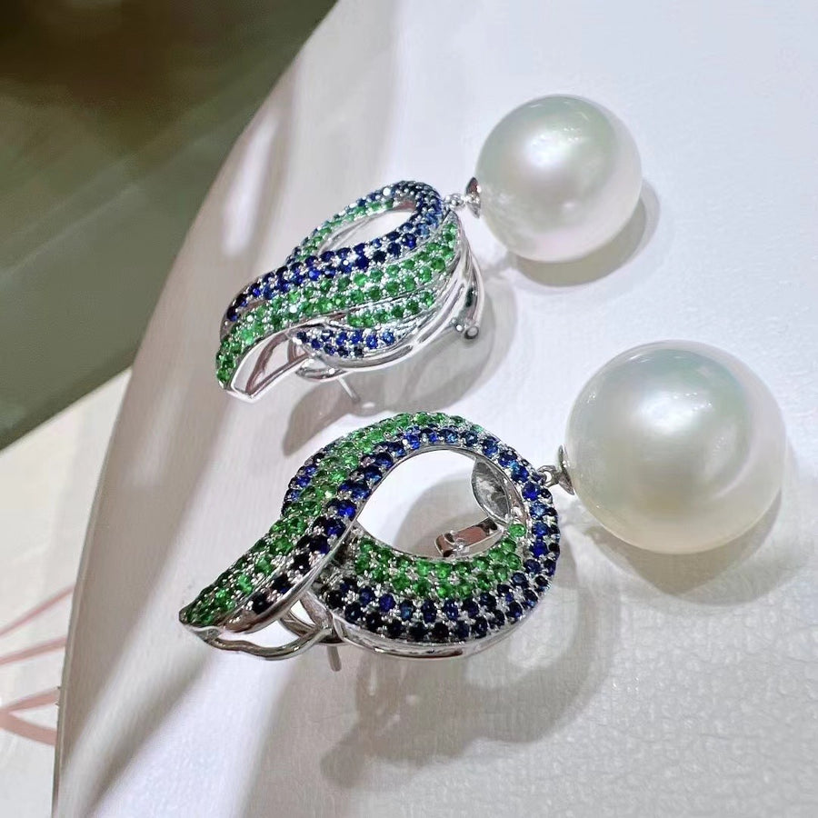Tsavorite & South Sea pearl Earrings