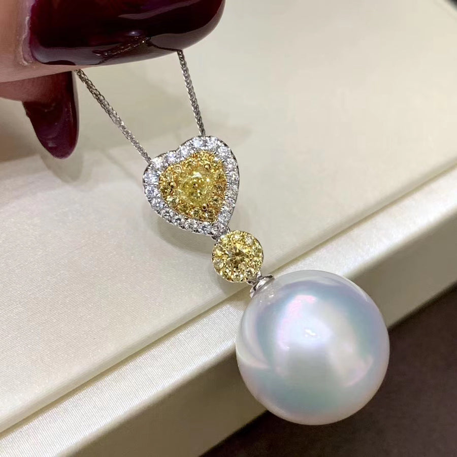 Double Colors Diamond & South Sea pearl Pendant