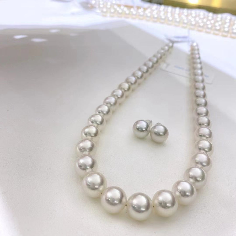 Venus | South Sea pearl Necklace & Studs Set