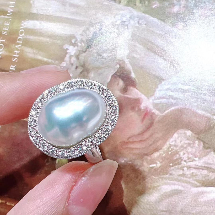 Diamond & Keshi pearl Ring