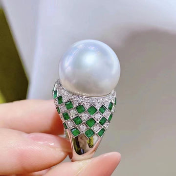 Emerald & South Sea pearl Ring