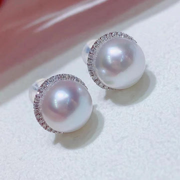 Diamond & South Sea pearl Ear Studs