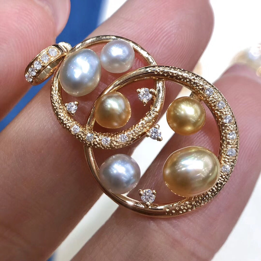 Golden South Sea Keshi pearl pendant