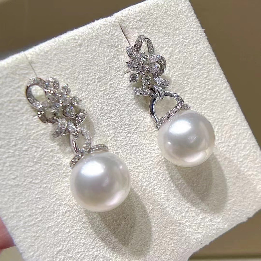 Diamond & South Sea pearl Earrings