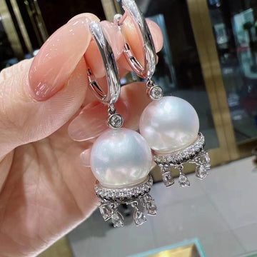 Diamond & South Sea pearl Earrings