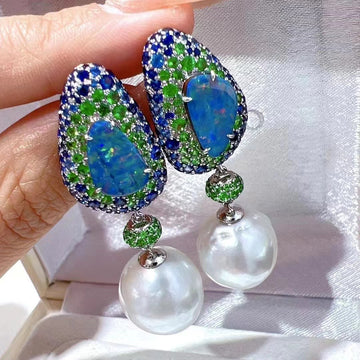 Sapphire & Baroque pearl Earrings