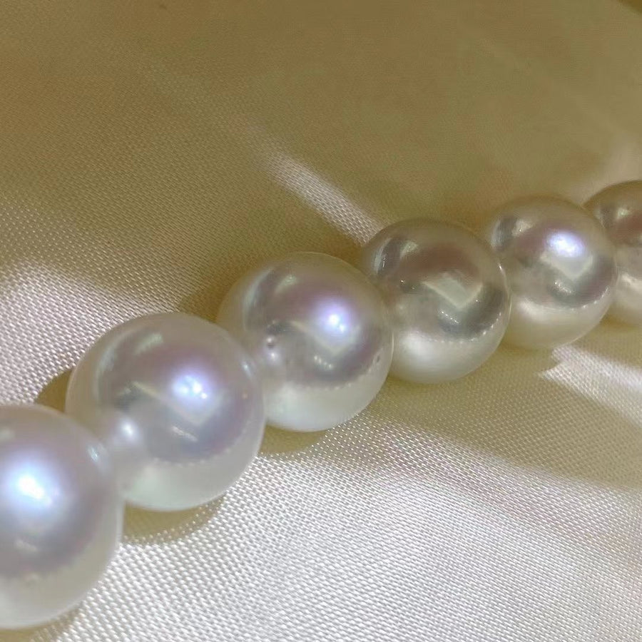 Venus | 12-14.8mm South Sea pearl Necklace