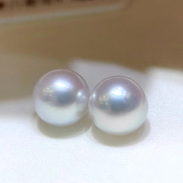 Venus | 9-9.8mm South Sea Paired loose pearls