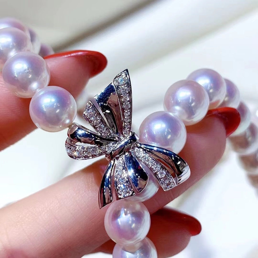 Ten-Nyo | Diamond & Akoya pearl Necklace & Ear Studs Set