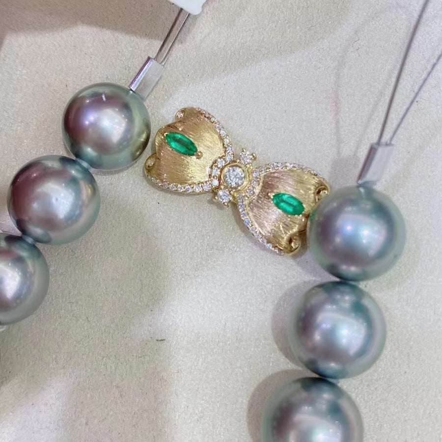 12-13.7mm Tahitian pearl Necklace