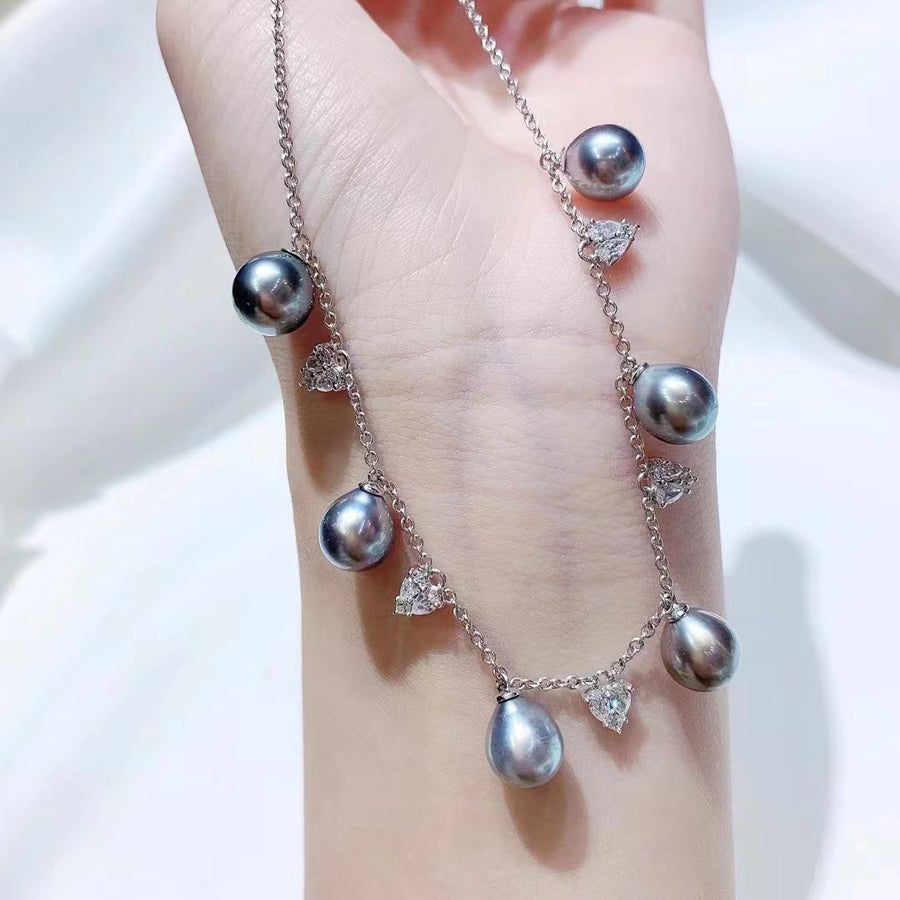 Diamond & Tahitian pearl Necklace