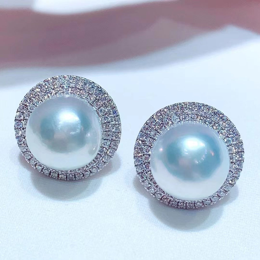 Diamond & South Sea pearl Ear Studs