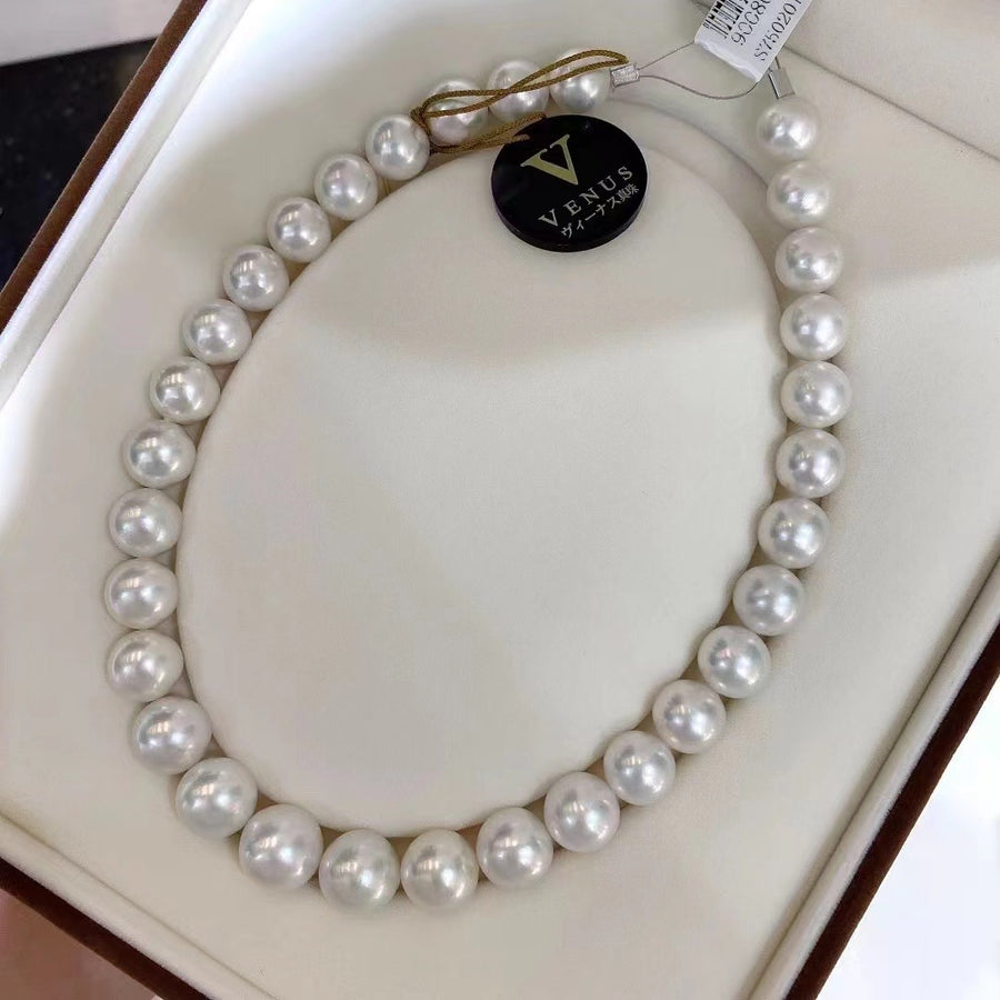 Venus | 12.3-15.8mm Australian white south sea pearl Necklace