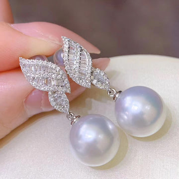 Diamond & South sea pearl Earrings