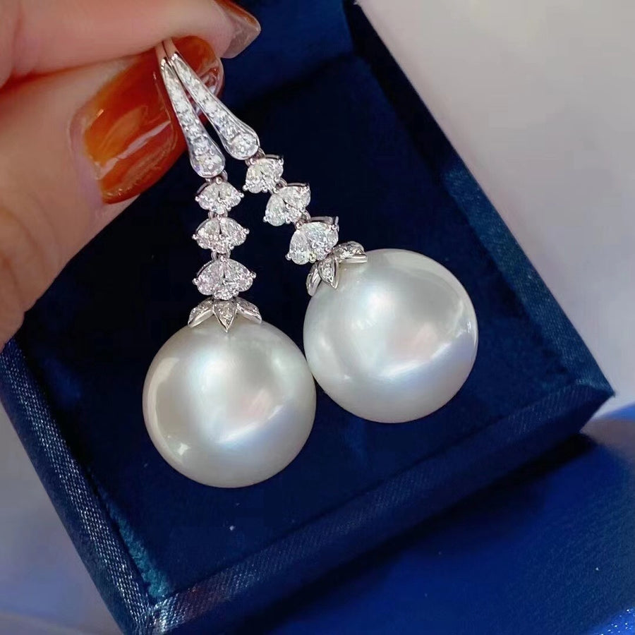 Venus | Diamond & South Sea pearl Earrings