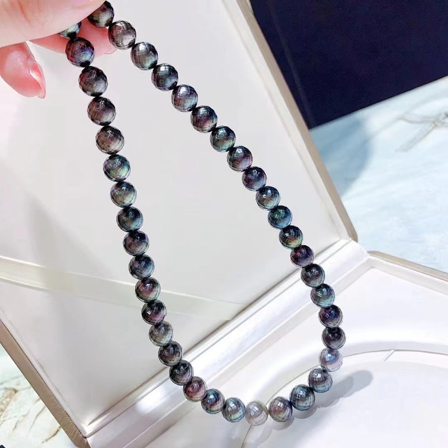 8.7-10.7mm Tahitian faceted pearl Necklace