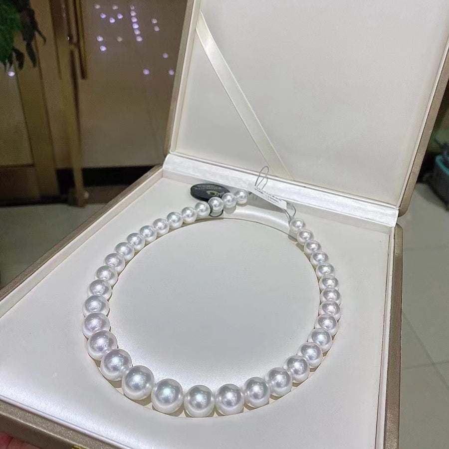 Phoenix | 11-13.7mm Australian white south sea pearl Necklace