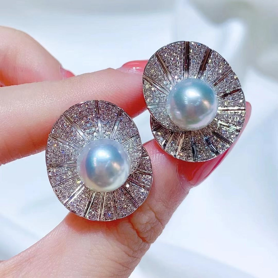 Diamond & South Sea pearl Ear Studs
