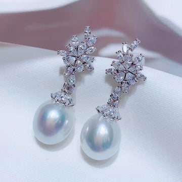 Diamond & South Sea pearl Earrings