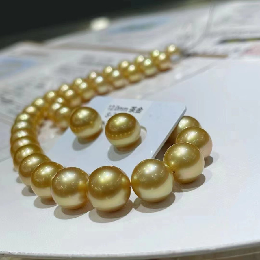 Chakin | 10-12.9mm South Sea pearl Necklace & 12.0mm South Sea pearl Paired loose pearls Set