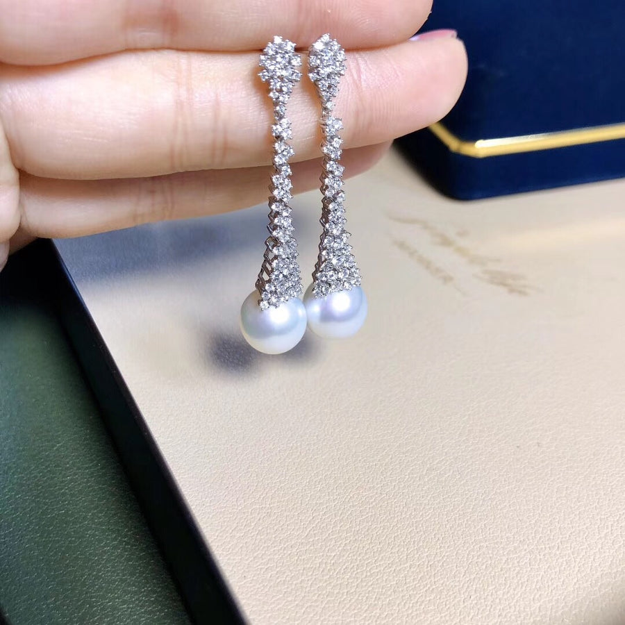 GALAXY| South sea pearl and diamond earrings