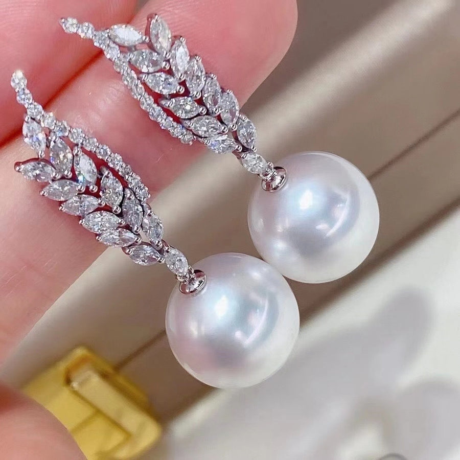 Diamond & South Sea pearl Earrings