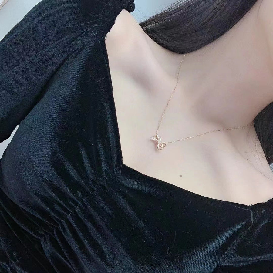 Diamond & Akoya pearl Necklace