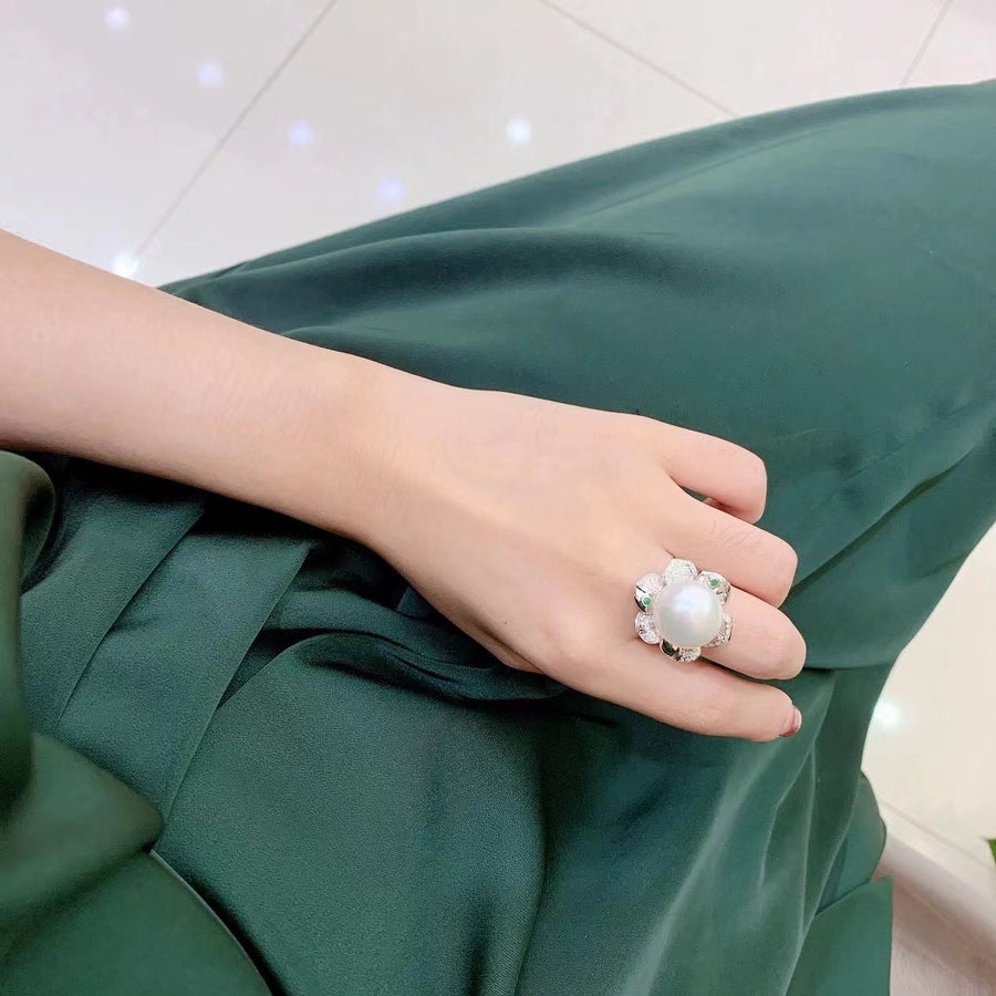 Diamond & South Sea pearl Ring