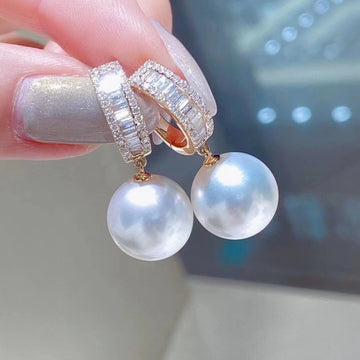 Diamond & South Sea pearl Earrings