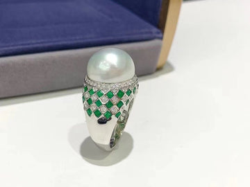 Emerald & South Sea pearl Ring