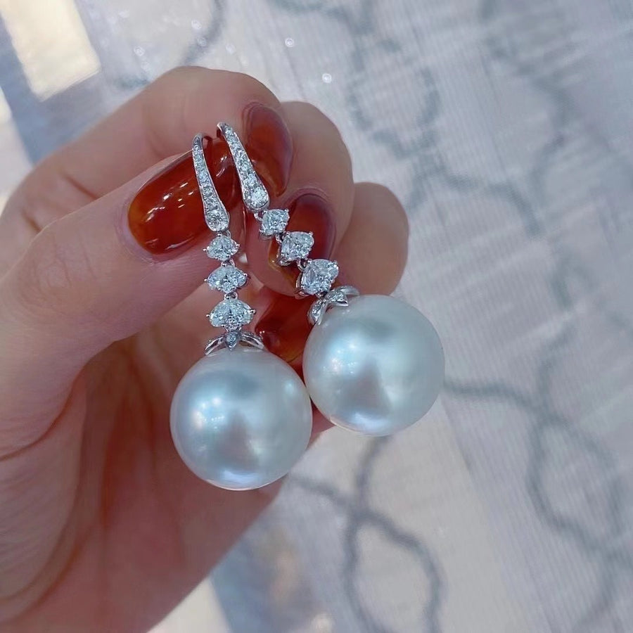 Venus | Diamond & South Sea pearl Earrings