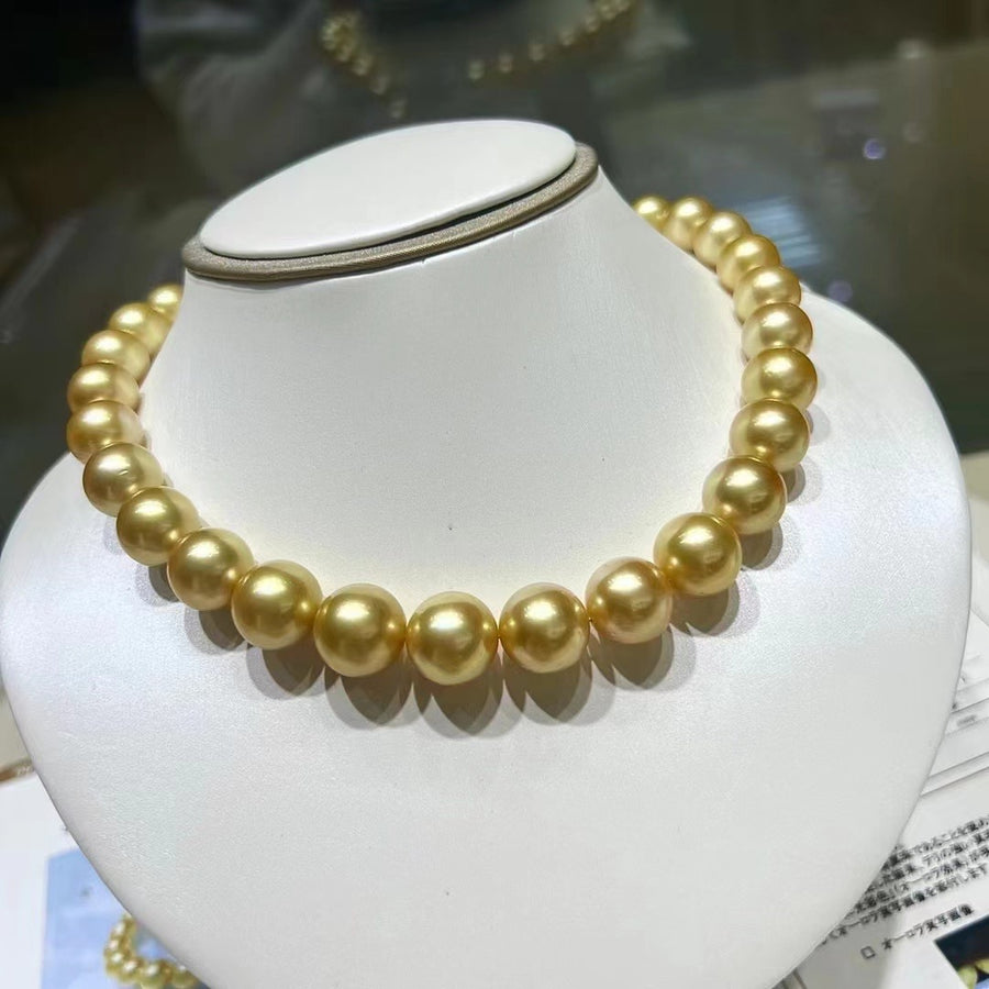 Chakin | 11-13.7mm South Sea pearl Necklace&Earrings Set