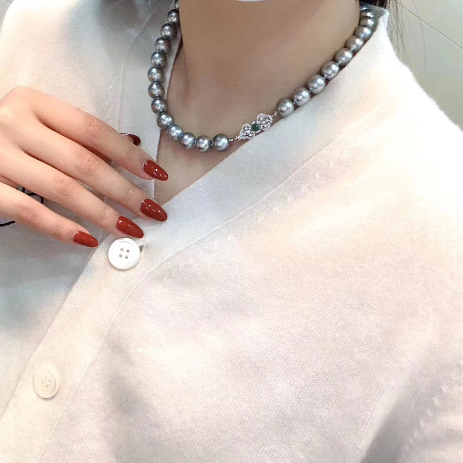Elegant Grey Tahitian pearl necklace