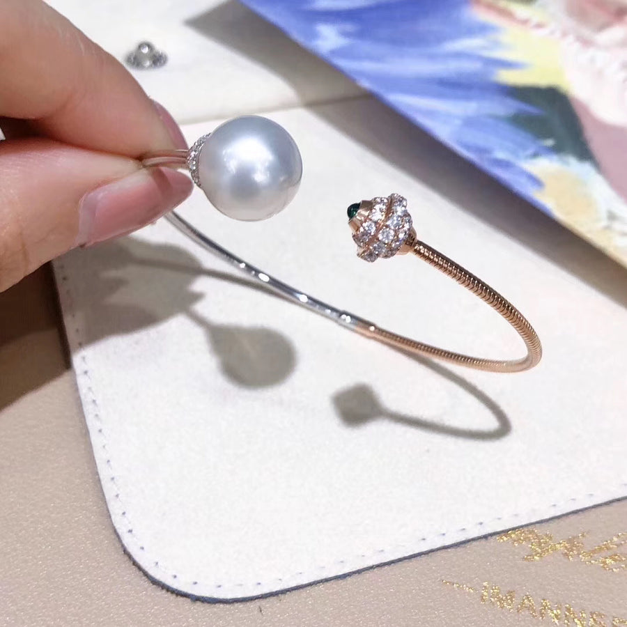 Double color Diamond and Australian white south sea pearl bangle