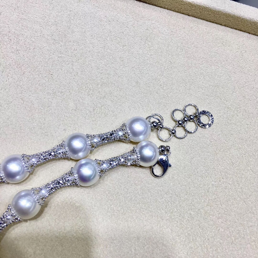 White Gold Lace South Sea Pearl Necklace
