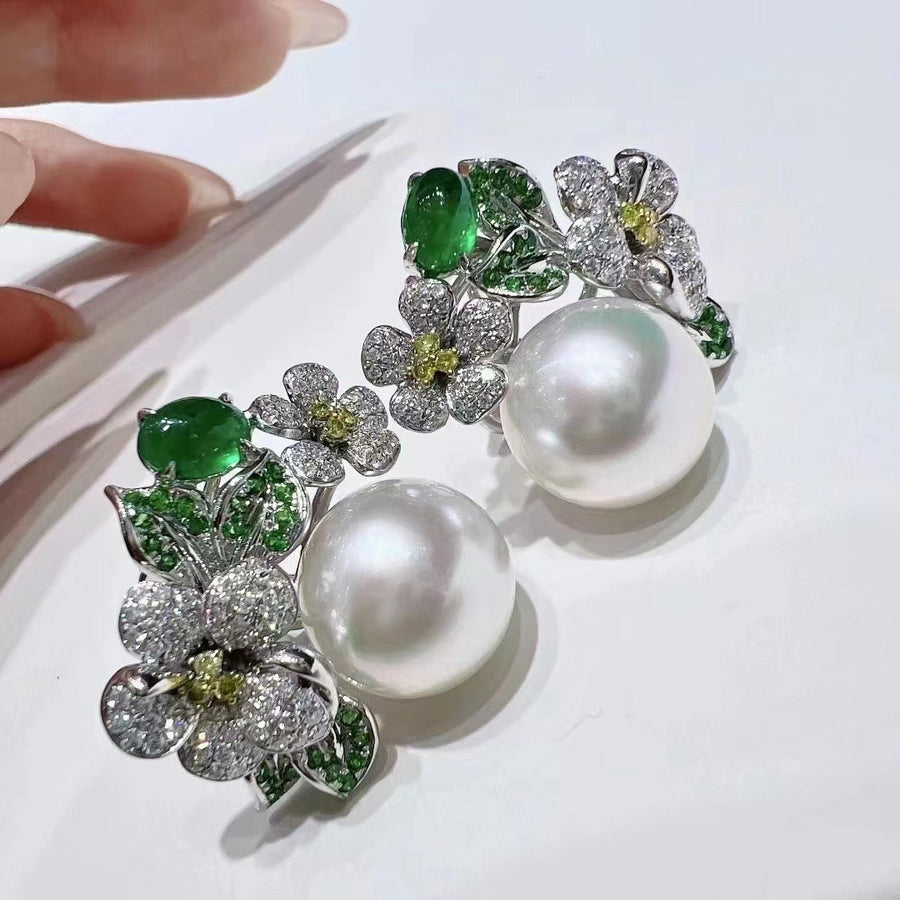 Venus | Diamond & South Sea pearl Earrings
