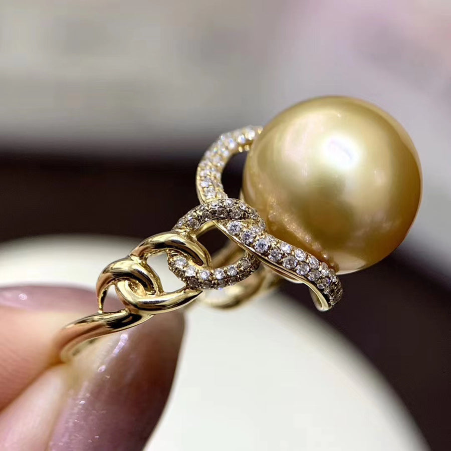 Chakin Golden south sea pearl Ring