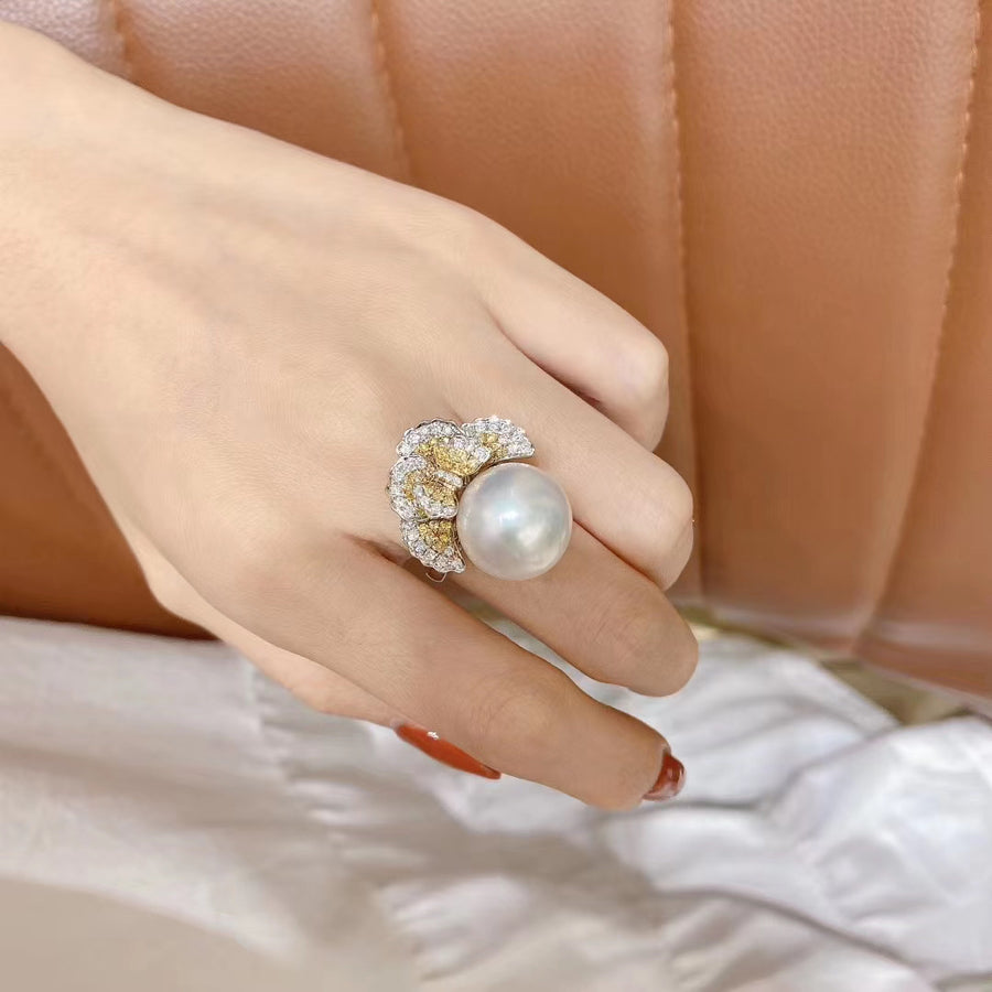 Double colors Diamond & South Sea pearl Ring