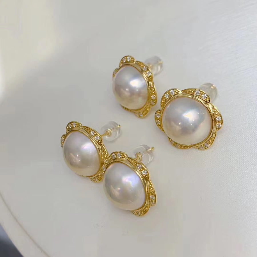 MABE pearl Ear Studs